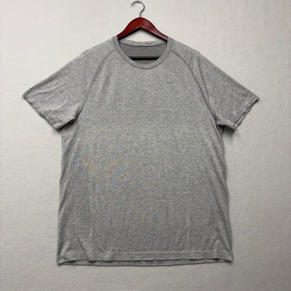 Lululemon Metal Vent Tech Shirt Mens XL Grey Short Sleeve Athletic Tee Rip